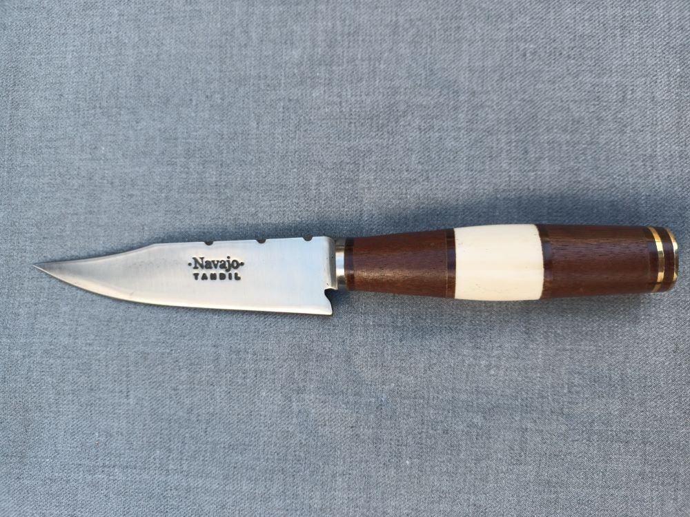 Cuchillo Navajo, hoja de 12 cm. Diseño hoja en Punta y Clásica. - Imagen 4