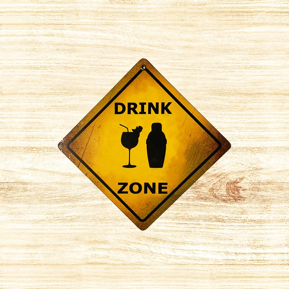 Cartel Chapa 18x18cm "DRINK ZONE"